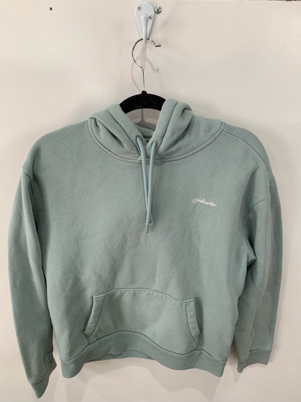 Hollister Men's Sage Green Crewneck Hoodie size M